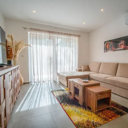 Artatore By Interhome Casa vacanze Mali Lošinj