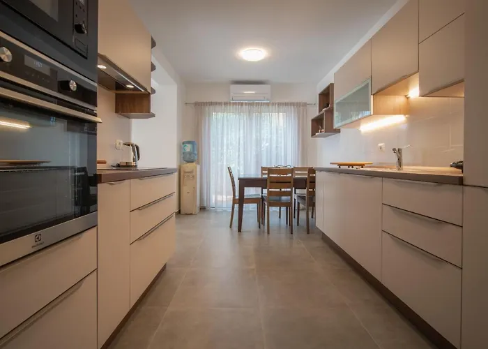 Artatore By Interhome Mali Lošinj